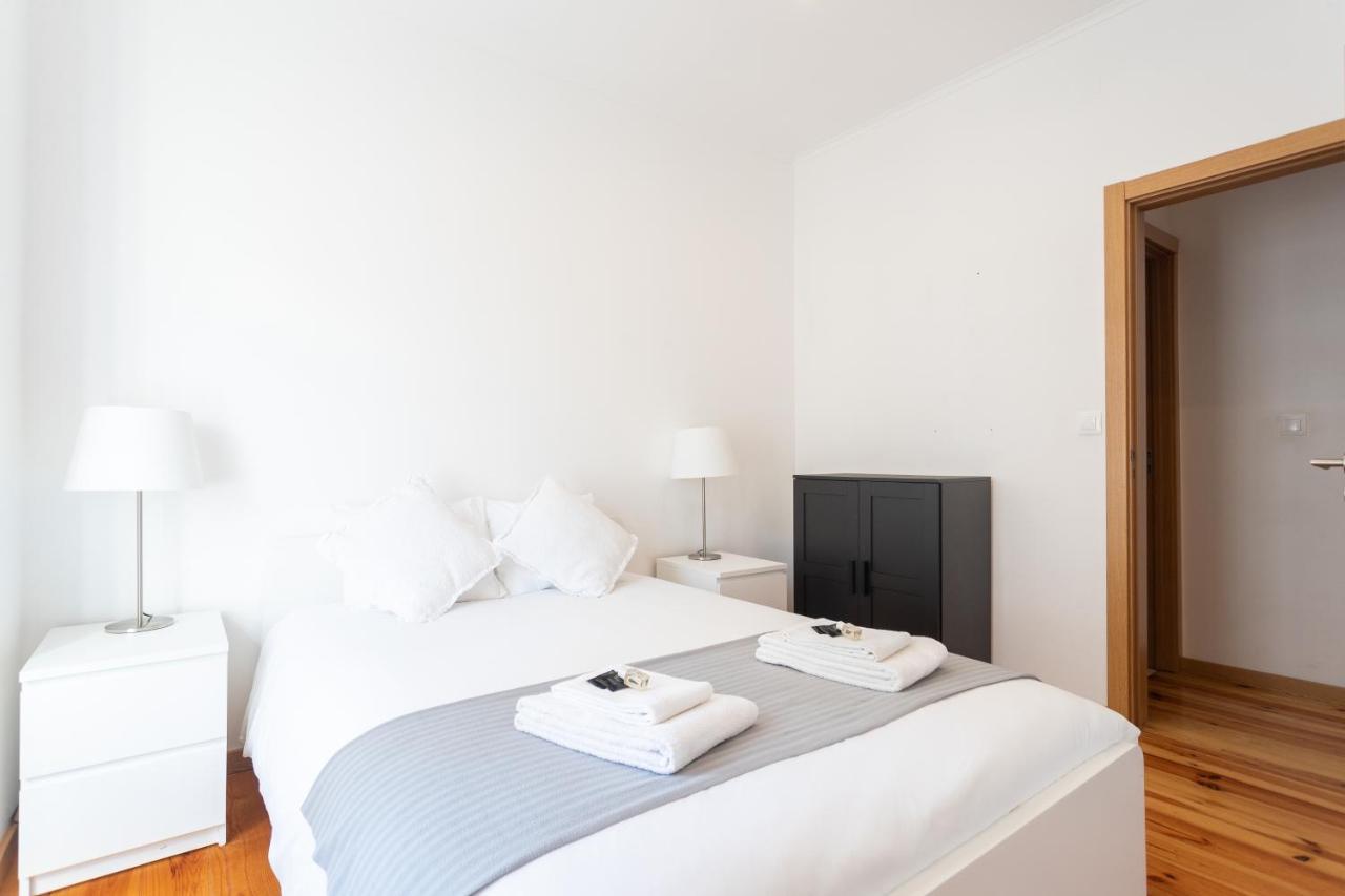 Lisboa Sweet Family Homestay ภายนอก รูปภาพ